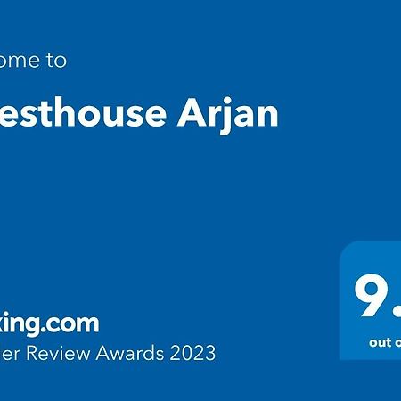 Guesthouse Arjan Berat Ngoại thất bức ảnh