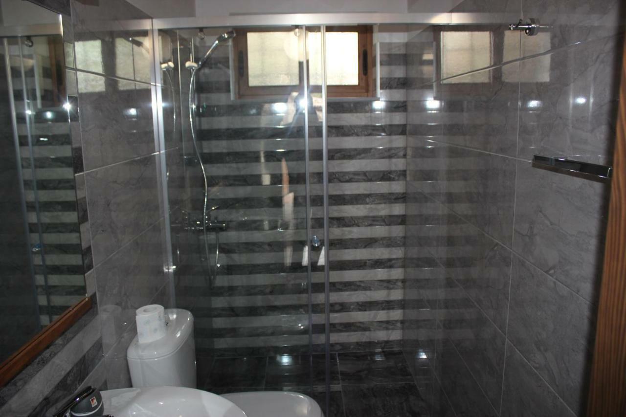 Guesthouse Arjan Berat Ngoại thất bức ảnh